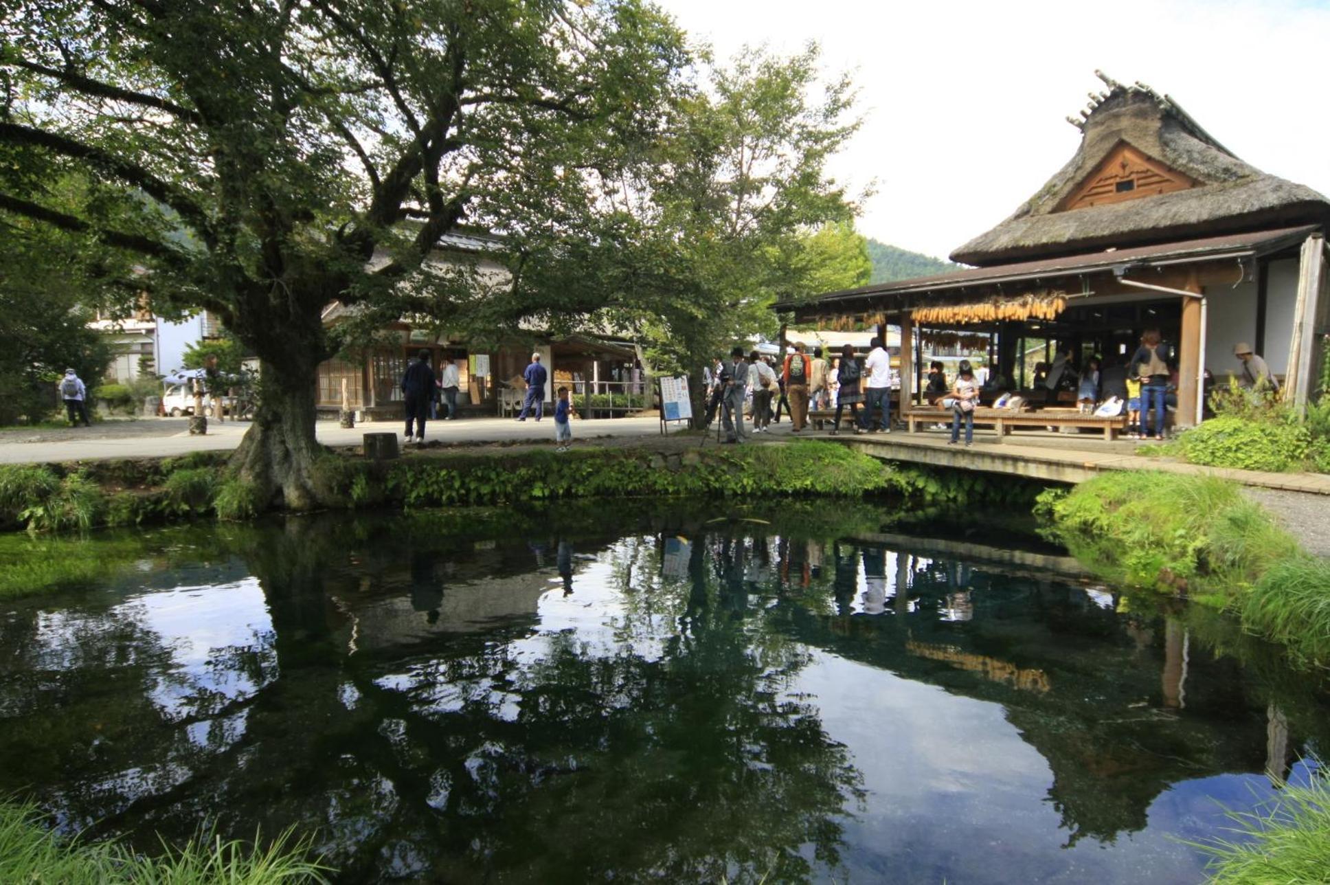Lake Oshino Ngoại thất bức ảnh